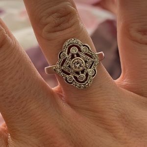 Vintage inspired Diamond ring
